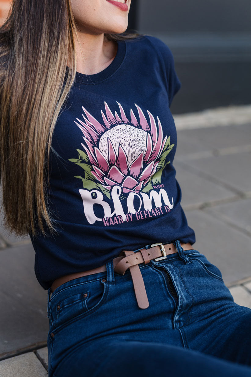 Blom Waar Jy Geplant Is T-hemp