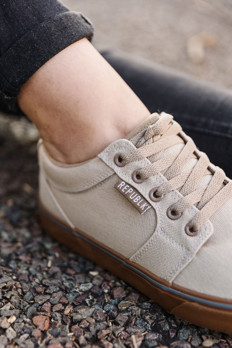 Nassau Canvas Sneaker